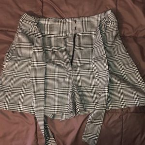 forever 21 houndstooth shorts